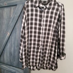 Lane Bryant sz 18/20, black&white flannel shirt